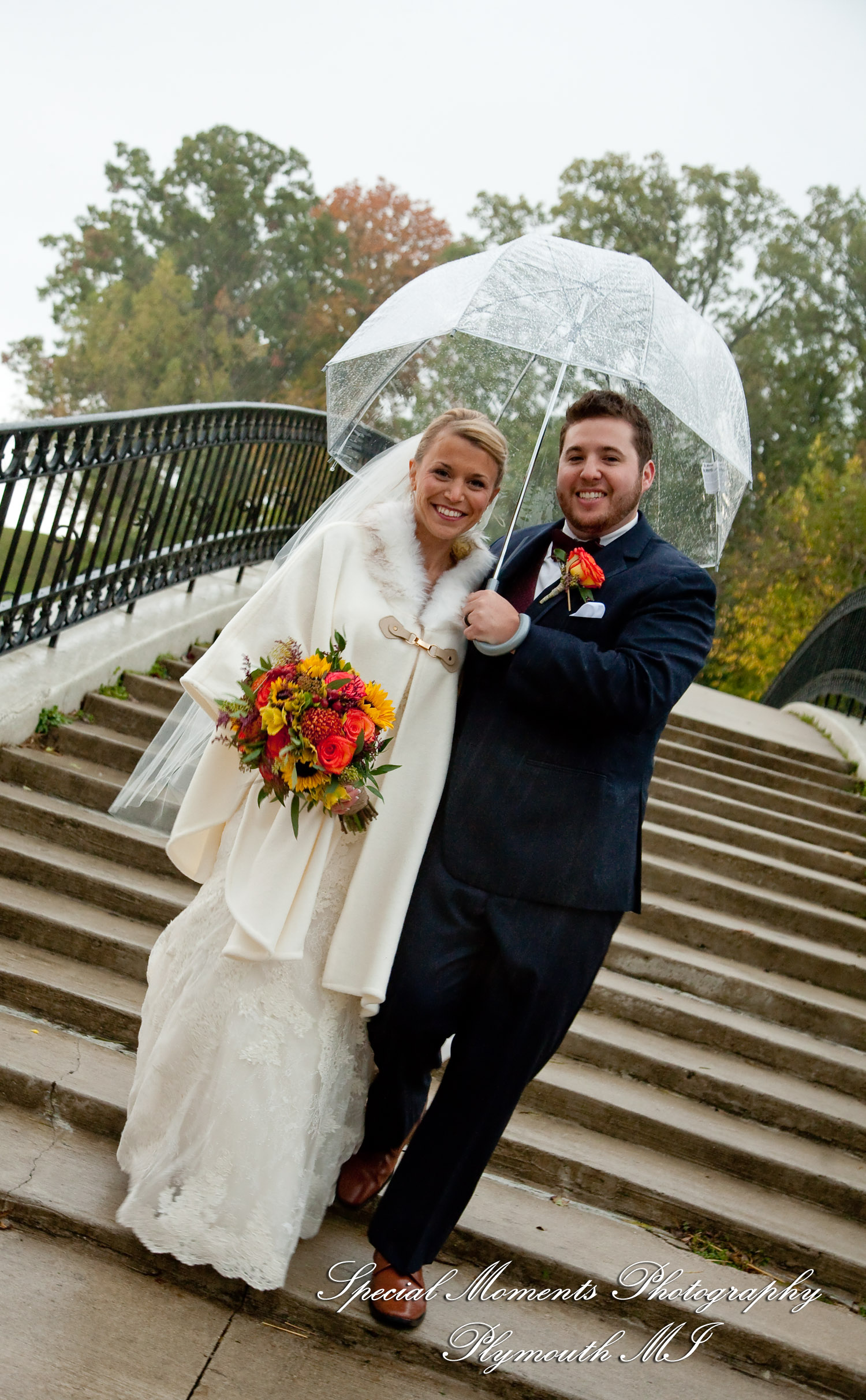 Leanne & Daniel at Elizabeth Park Trenton MI wedding photograph