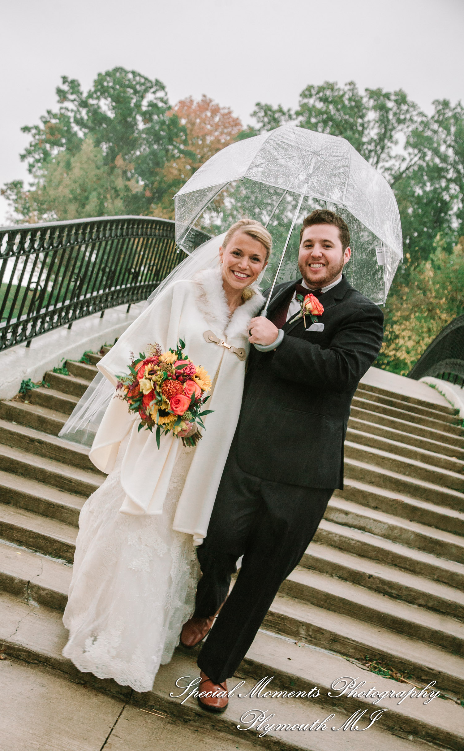 Leanne & Daniel at Elizabeth Park Trenton MI wedding photograph