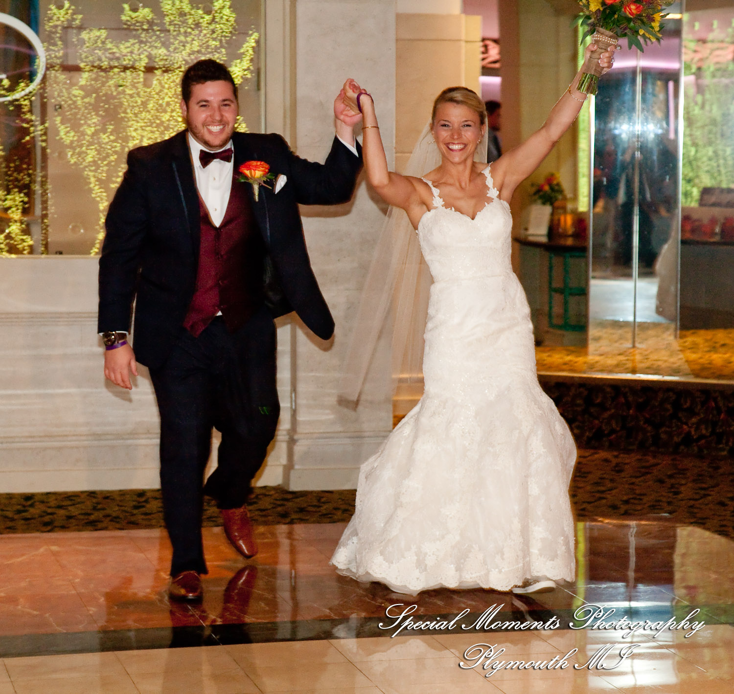 Leanne & Daniel at Arnaldo's Banquet Center Riverview MI wedding photograph