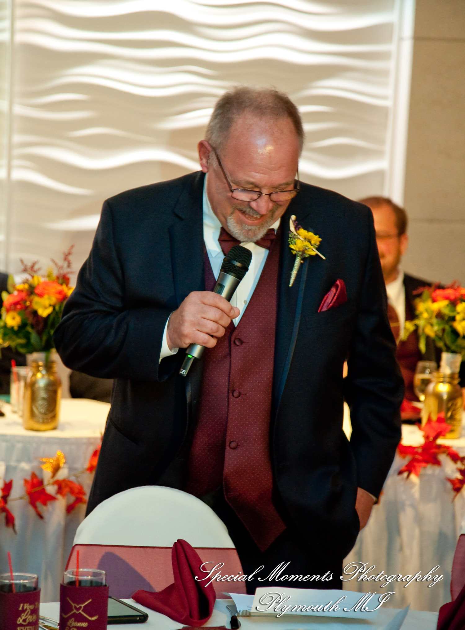 Leanne & Daniel at Arnaldo's Banquet Center Riverview MI wedding photograph