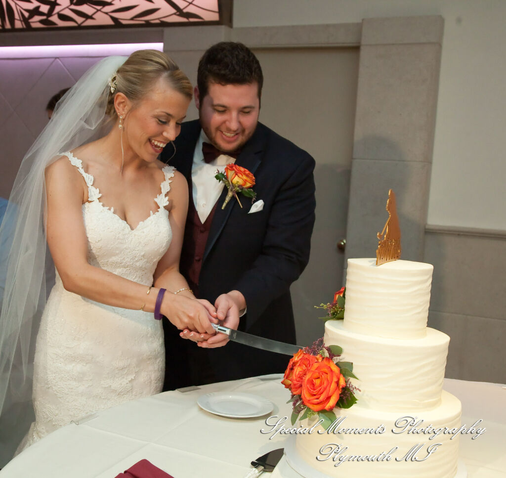 Leanne & Daniel at Arnaldo's Banquet Center Riverview MI wedding photograph