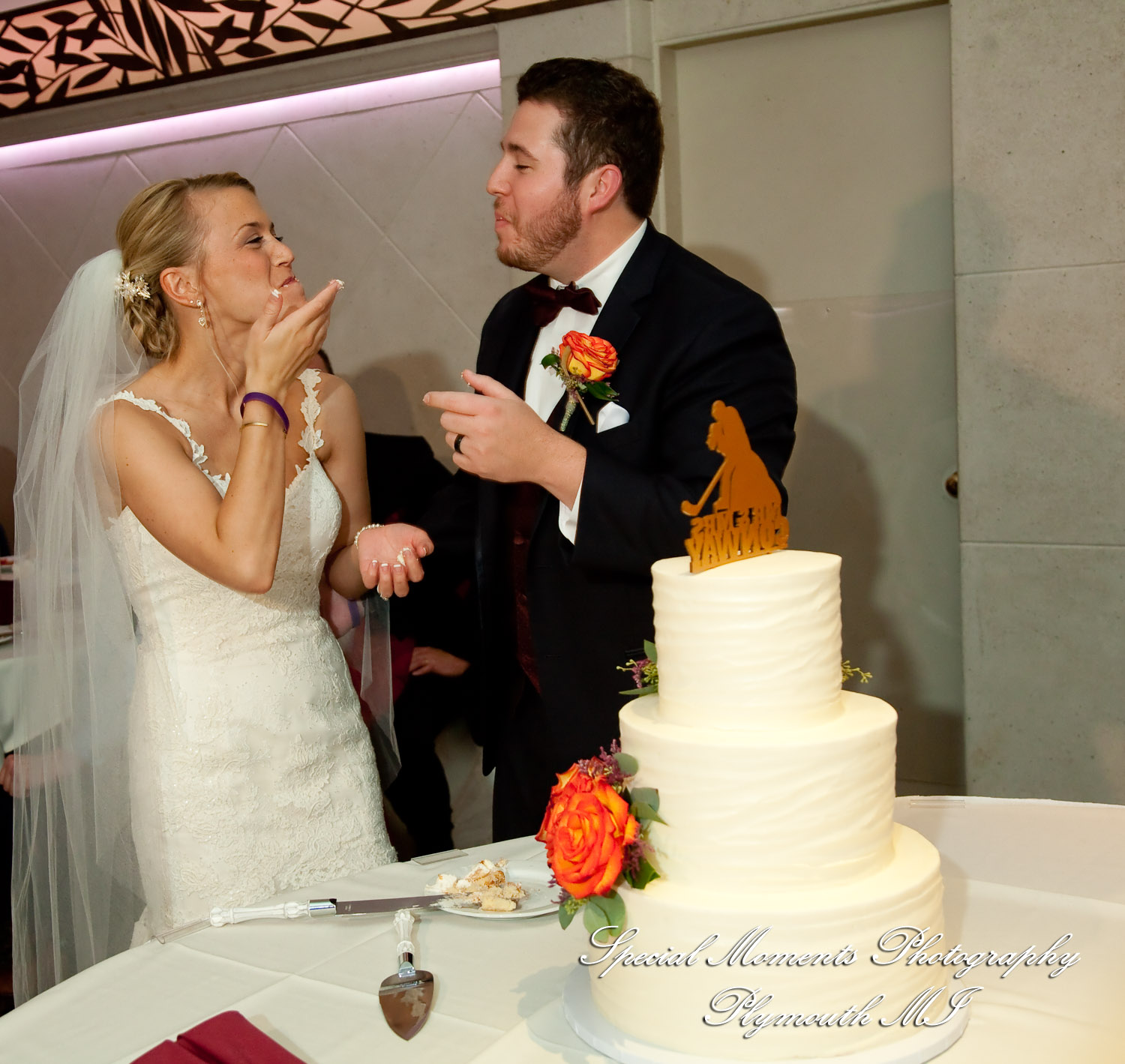 Leanne & Daniel at Arnaldo's Banquet Center Riverview MI wedding photograph