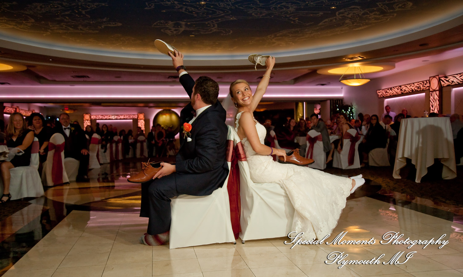 Leanne & Daniel at Arnaldo's Banquet Center Riverview MI wedding photograph