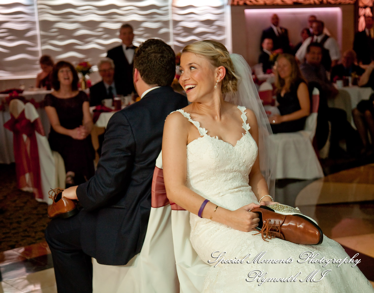 Leanne & Daniel at Arnaldo's Banquet Center Riverview MI wedding photograph