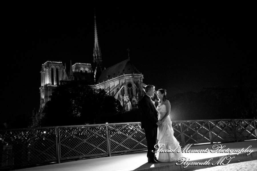 Cathédrale Notre Dame de Paris France wedding photograph