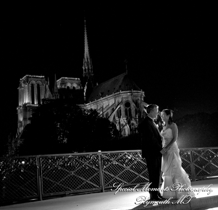 Cathédrale Notre Dame de Paris France wedding photograph