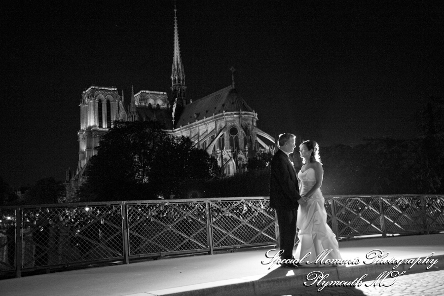 Cathédrale Notre Dame de Paris France wedding photograph