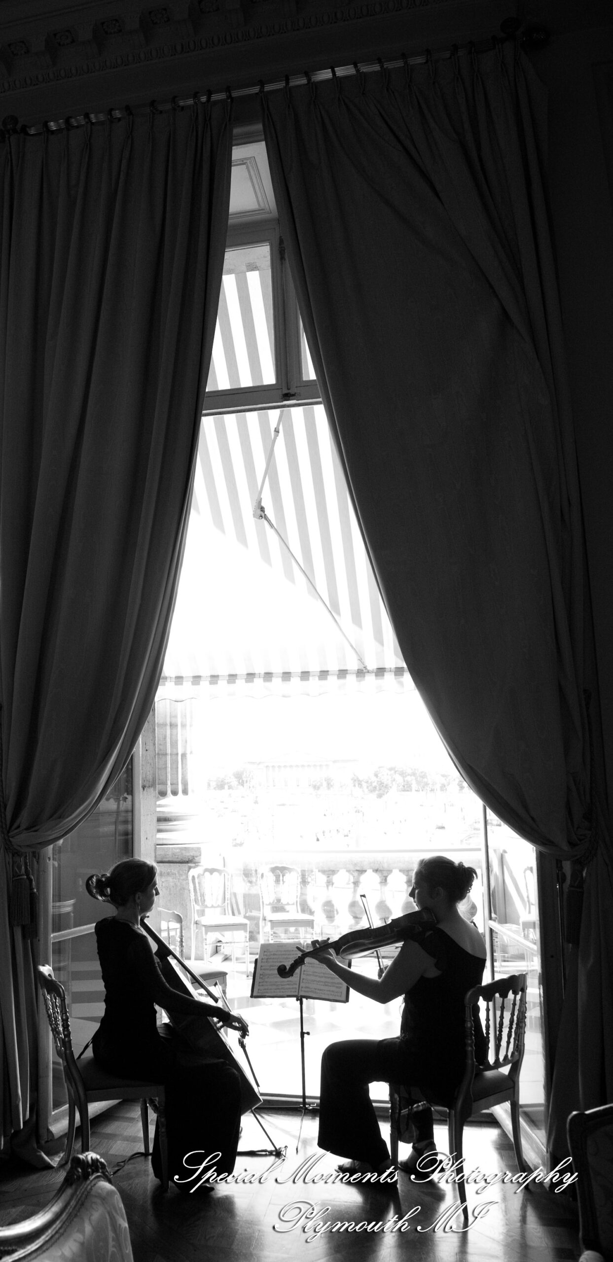 Mark & Colleen at Hotel de Crillon Paris France wedding photograph