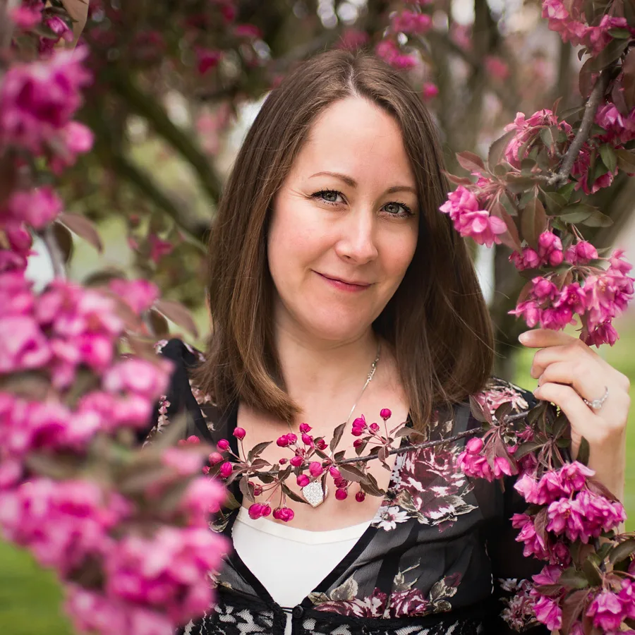 Jennifer G. wedding photographer