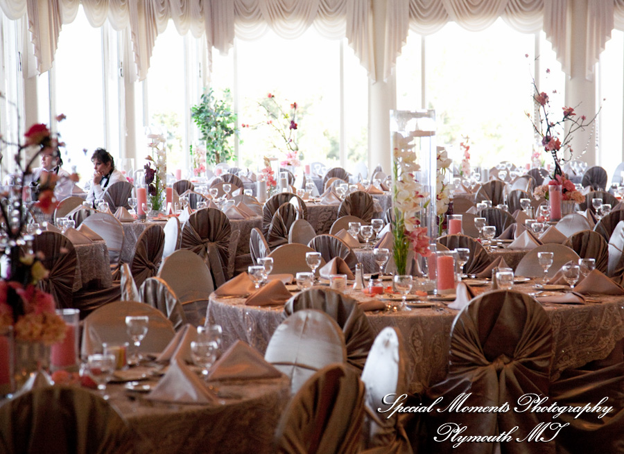 Grosse Pointe War Memorial Grosse Pointe Farms wedding photograph
