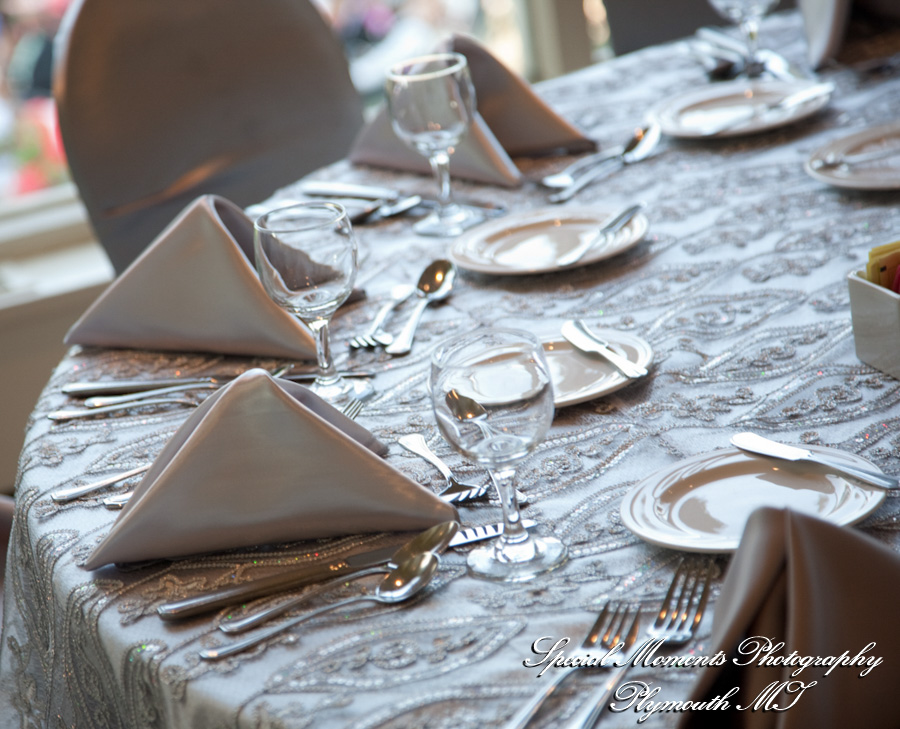 Grosse Pointe War Memorial Grosse Pointe Farms wedding photograph