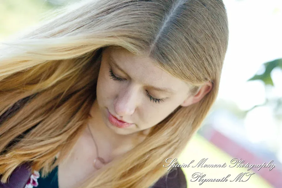 Plymouth Orchard Plymouth MI Senior photograph