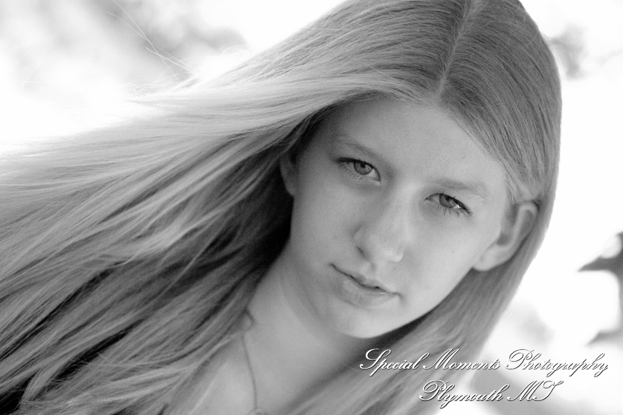 Clare B. at Plymouth Orchard Plymouth MI senior photography