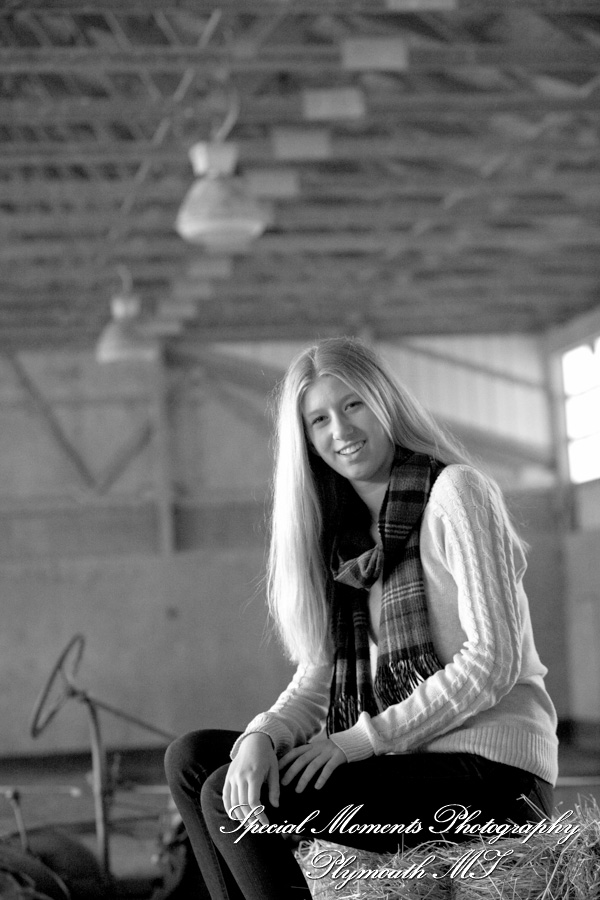 Clare B. at Plymouth Orchard Plymouth MI senior photography