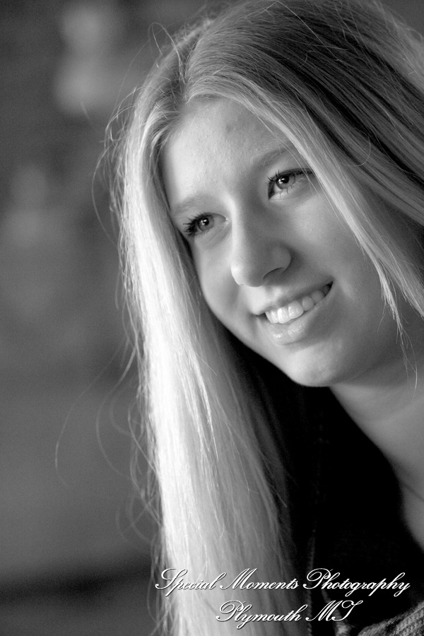 Clare B. at Plymouth Orchard Plymouth MI senior photography