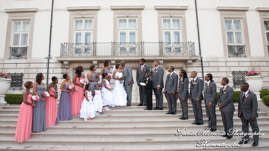 Grosse Pointe War Memorial Grosse Pointe Farms wedding photograph