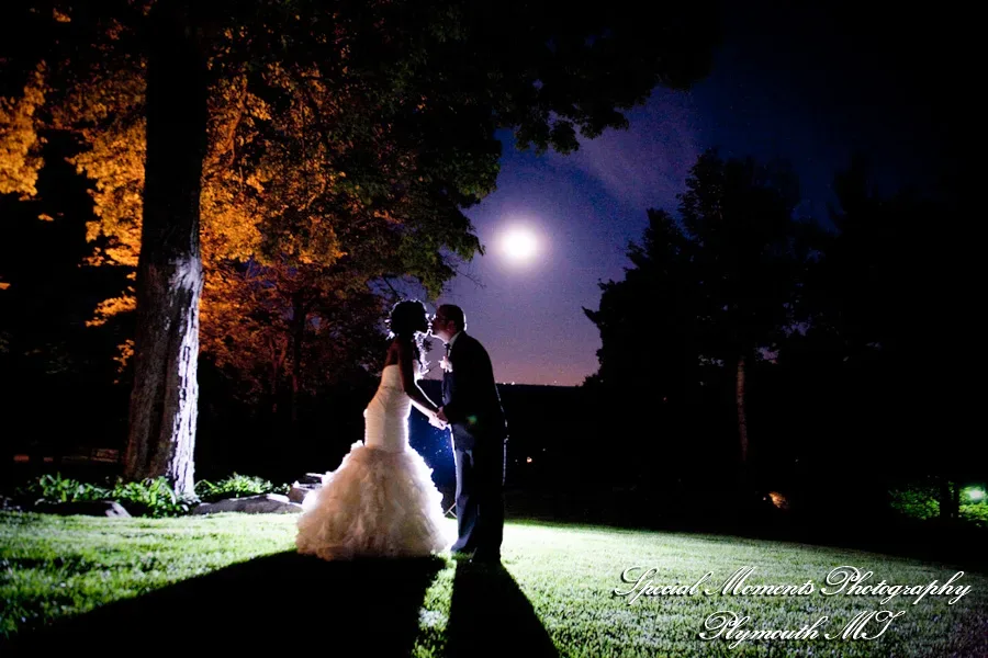 Pine Knob Mansion Clarkston MI wedding photograph