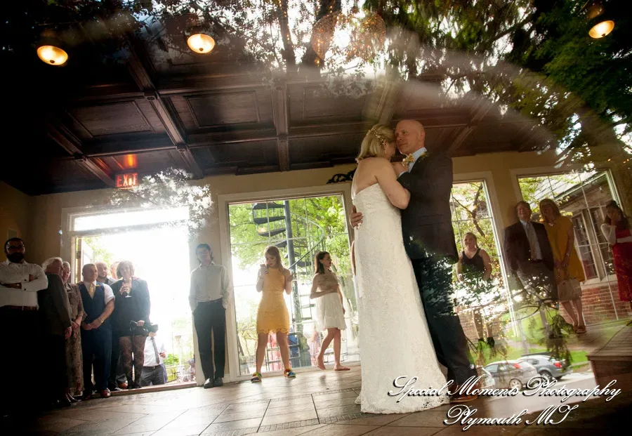 Pine Knob Mansion Clarkston MI wedding photograph