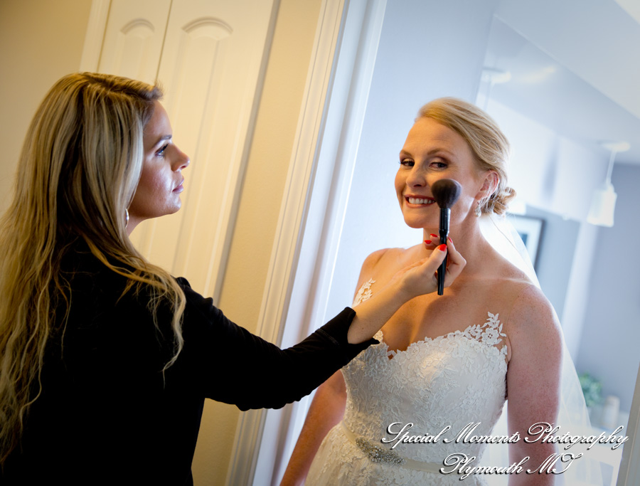 Heritage Park Farmington Hills MI wedding photograph