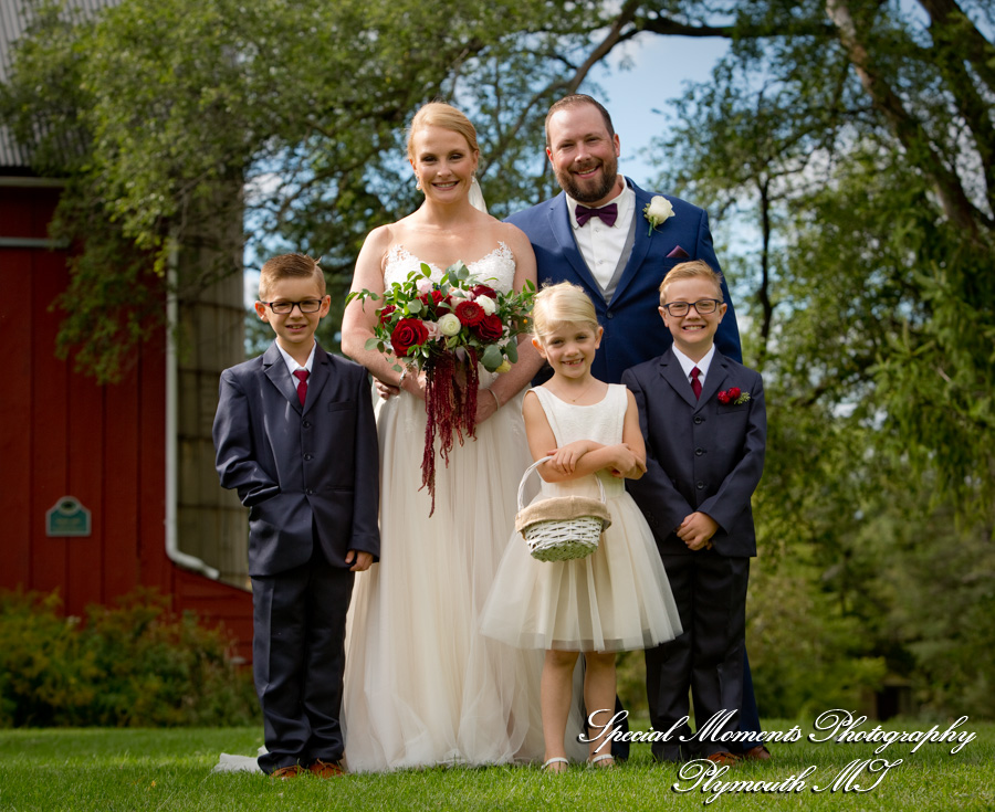 Heritage Park Farmington Hills MI wedding photograph