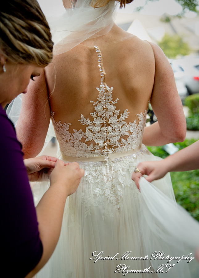 Sarah & Ryan at Cafe Cortina Farmington Hills MI wedding photograph