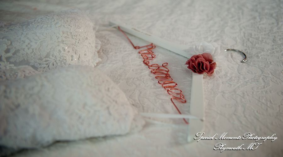 Courtnie & Michael at St. Paul Lutheran Trenton MI wedding photography