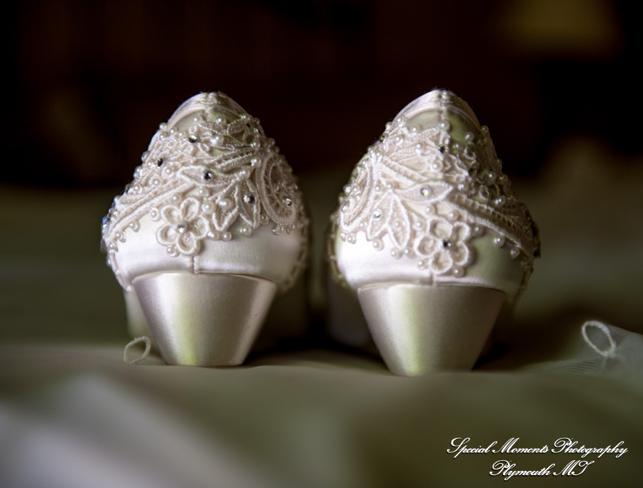 Katie & Dave at First United Methodist Brighton MI wedding photography