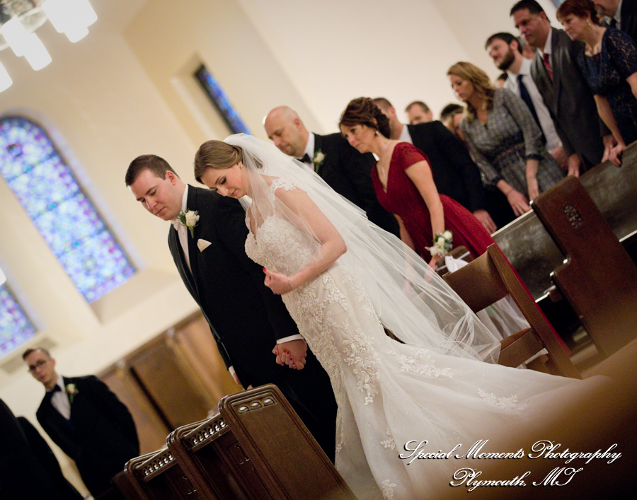 Lauren & Zachary at Gesu Roman Catholic Church Detroit MI wedding photography