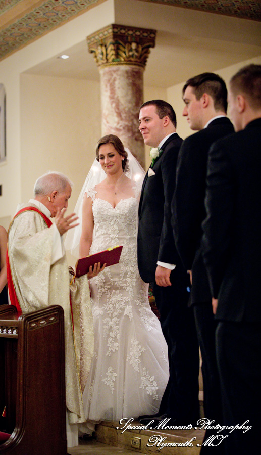 Lauren & Zachary at Gesu Roman Catholic Church Detroit MI wedding photography
