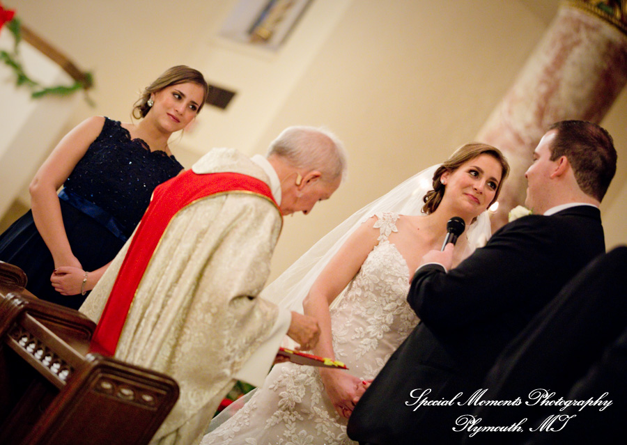 Lauren & Zachary at Gesu Roman Catholic Church Detroit MI wedding photography