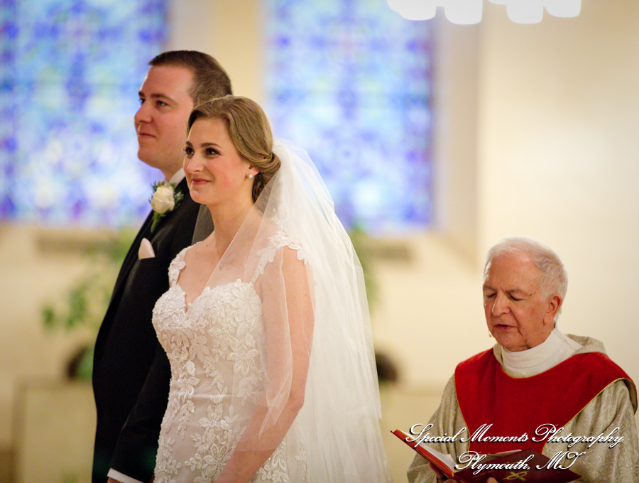 Lauren & Zachary at Gesu Roman Catholic Church Detroit MI wedding photography