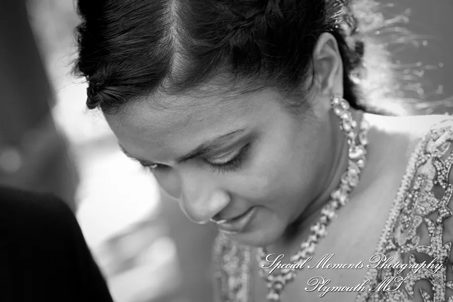 Ford Field Park Dearborn MI Hindu wedding photograph