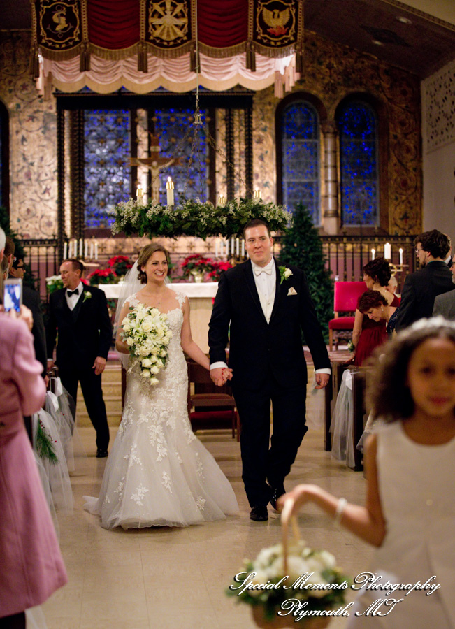 Lauren & Zachary at Gesu Roman Catholic Church Detroit MI wedding photography