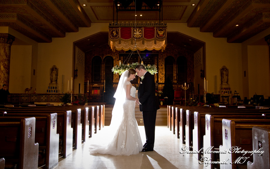 Lauren & Zachary at Gesu Roman Catholic Church Detroit MI wedding photography