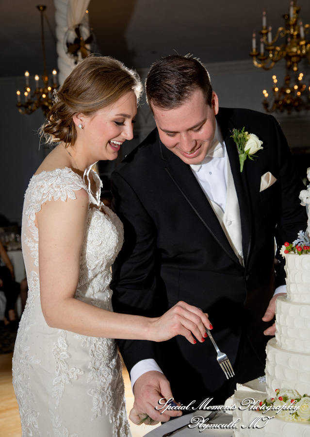 Lauren & Zachary at Blossom Heath Inn St. Clair Shores MI wedding photography