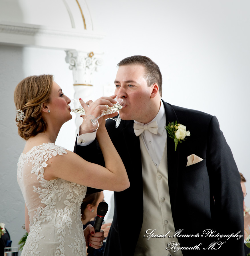 Lauren & Zachary at Blossom Heath Inn St. Clair Shores MI wedding photography
