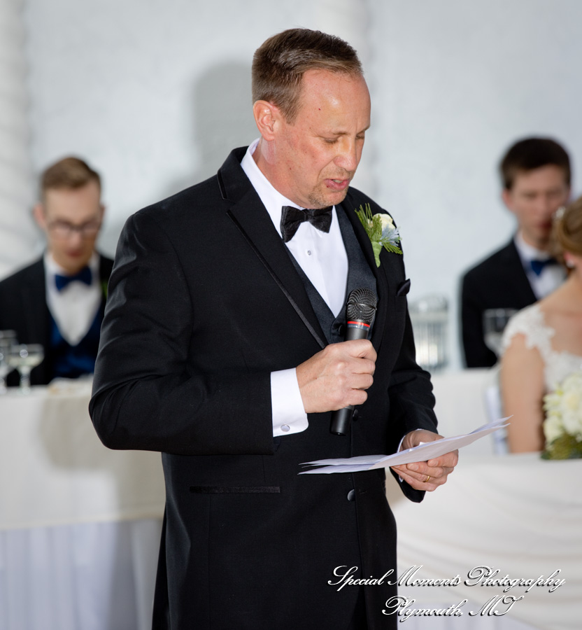 Lauren & Zachary at Blossom Heath Inn St. Clair Shores MI wedding photography