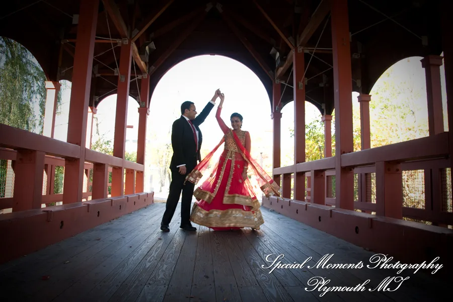 Ford Field Park Dearborn MI Hindu wedding photograph