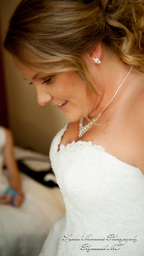 Courtnie & Michael at St. Paul Lutheran Trenton MI wedding photography