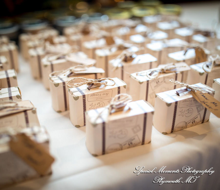 Wellers Raisin River Room Saline MI wedding photograph
