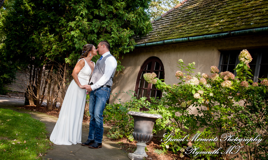 Tina & Mark at Cafe Cortina Farmington Hills MI wedding photography