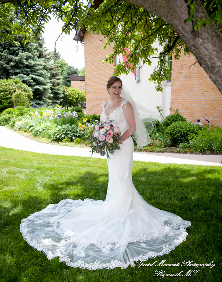 Katie & Dave at First United Methodist Brighton MI wedding photography