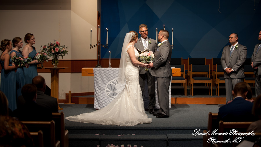 Katie & Dave at First United Methodist Brighton MI wedding photography