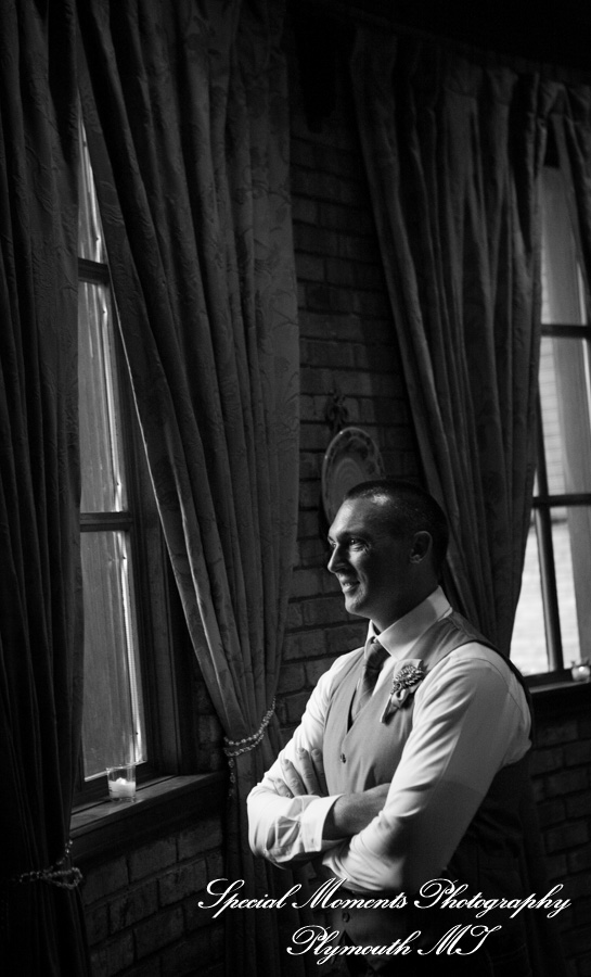 Tina & Mark at Cafe Cortina Farmington Hills MI wedding photography