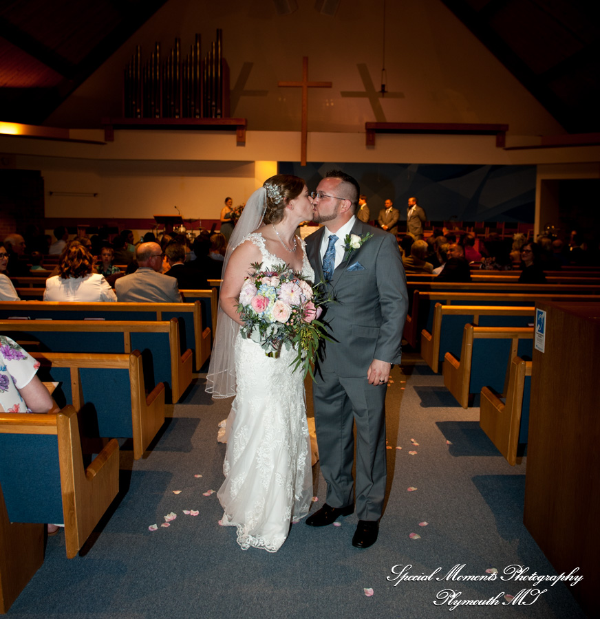 Katie & Dave at First United Methodist Brighton MI wedding photography