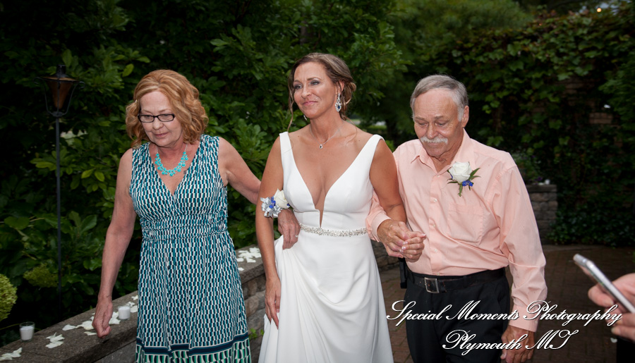 Tina & Mark at Cafe Cortina Farmington Hills MI wedding photography