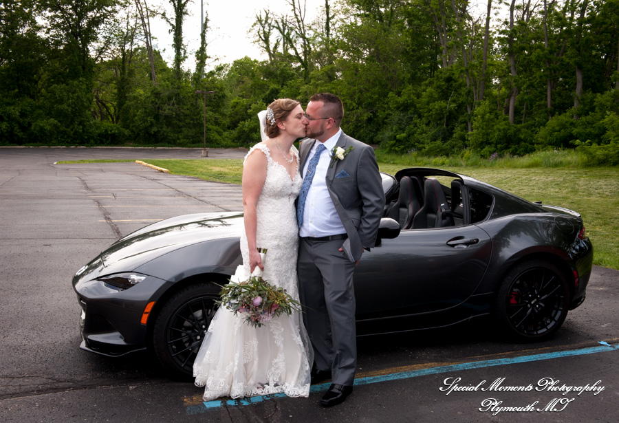 Katie & Dave at First United Methodist Brighton MI wedding photography