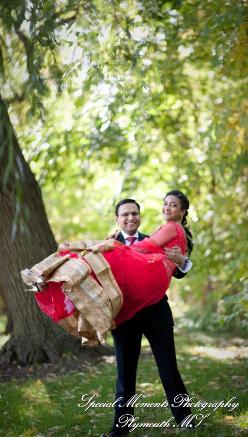 Ford Field Park Dearborn MI Hindu wedding photograph