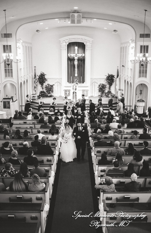Courtnie & Michael at St. Paul Lutheran Trenton MI wedding photography