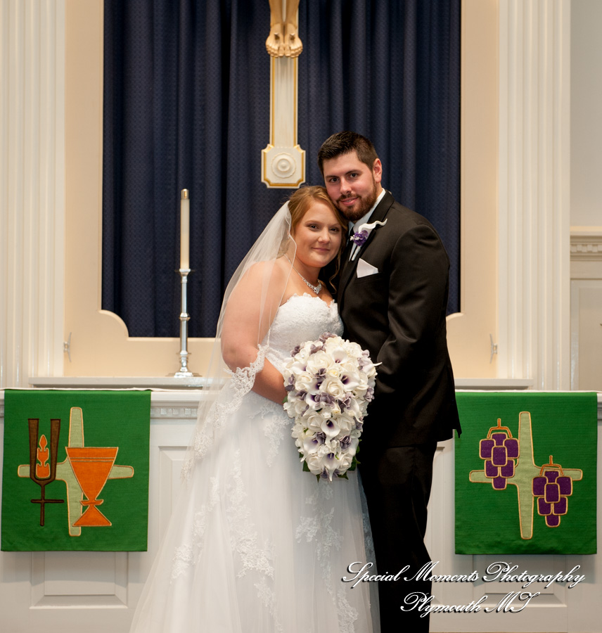 Courtnie & Michael at St. Paul Lutheran Trenton MI wedding photography